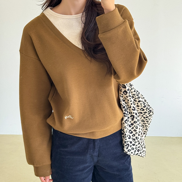 Rim Color Matching Layered Sweatshirt