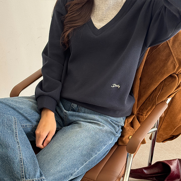 Rim Color Matching Layered Sweatshirt