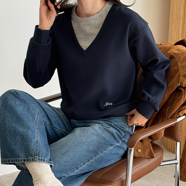Rim Color Matching Layered Sweatshirt