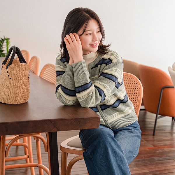 마카롱 horizontal striped Zip up Knitwear