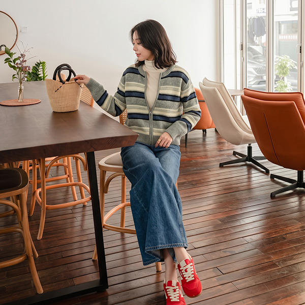 마카롱 horizontal striped Zip up Knitwear