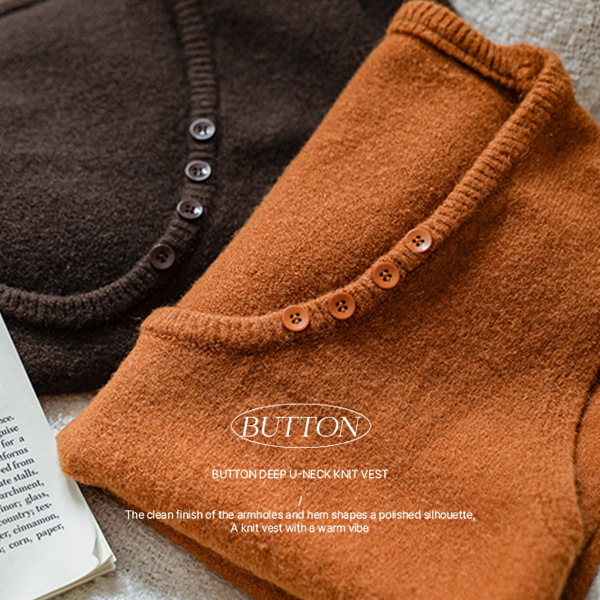Buttoned deep U-neck Knitwear Vest