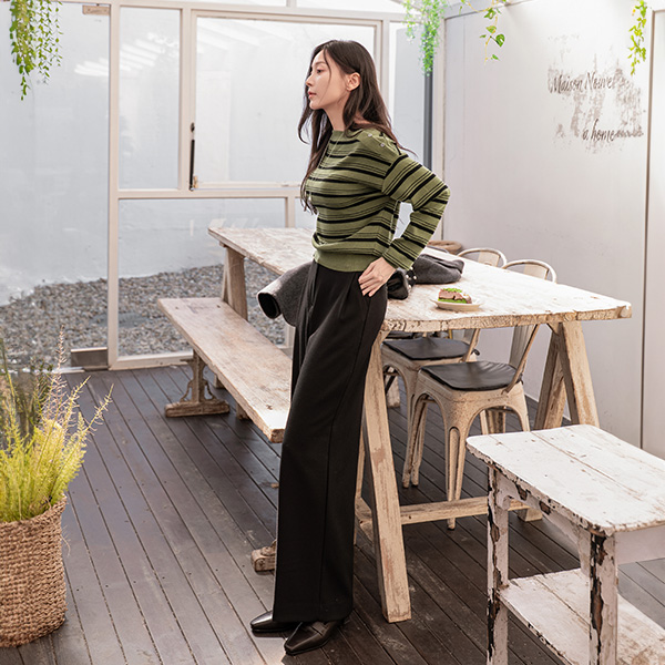 원 숄더버튼 Wool horizontal striped Knitwear