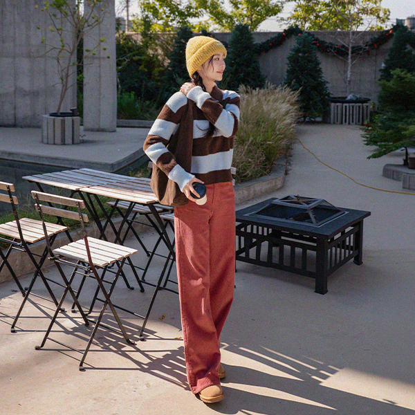 Fuggy Stripe Collar Knitwear