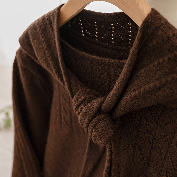 Kylie Punching Knitwear Shawl Set