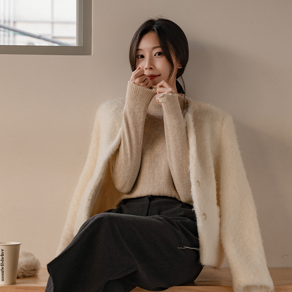 Wave Mink Half Turtleneck Knitwear