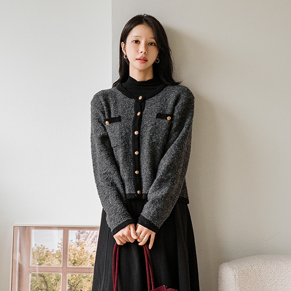Boucle Gold Color Matching Wool Cardigan