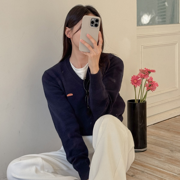 Basic Leder Patch V Knitwear